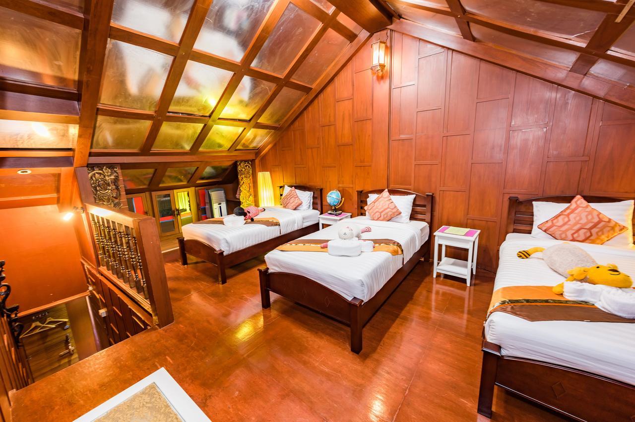 Baan Ratchapruek Villa Phuket Exteriör bild