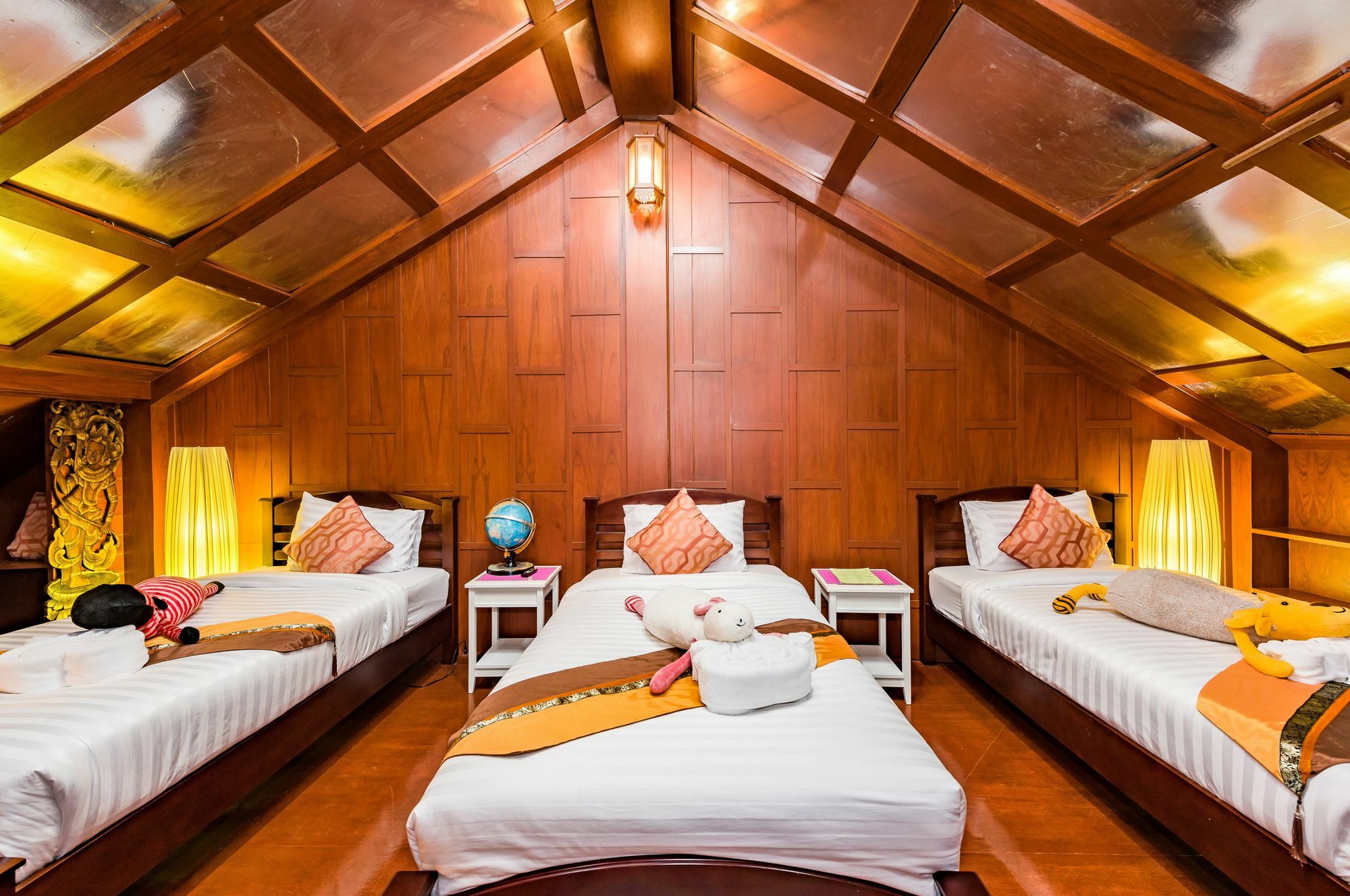 Baan Ratchapruek Villa Phuket Exteriör bild
