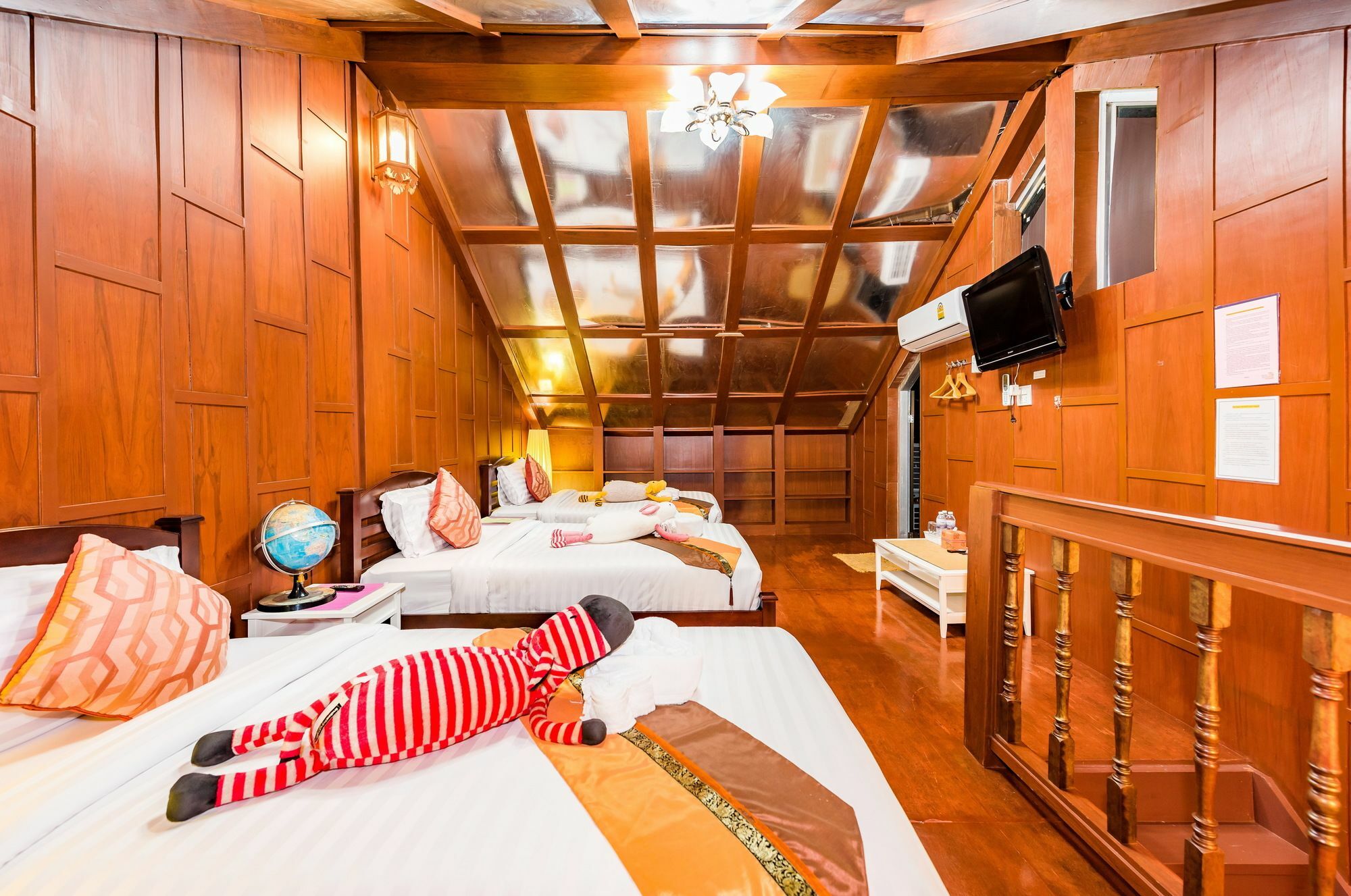 Baan Ratchapruek Villa Phuket Exteriör bild